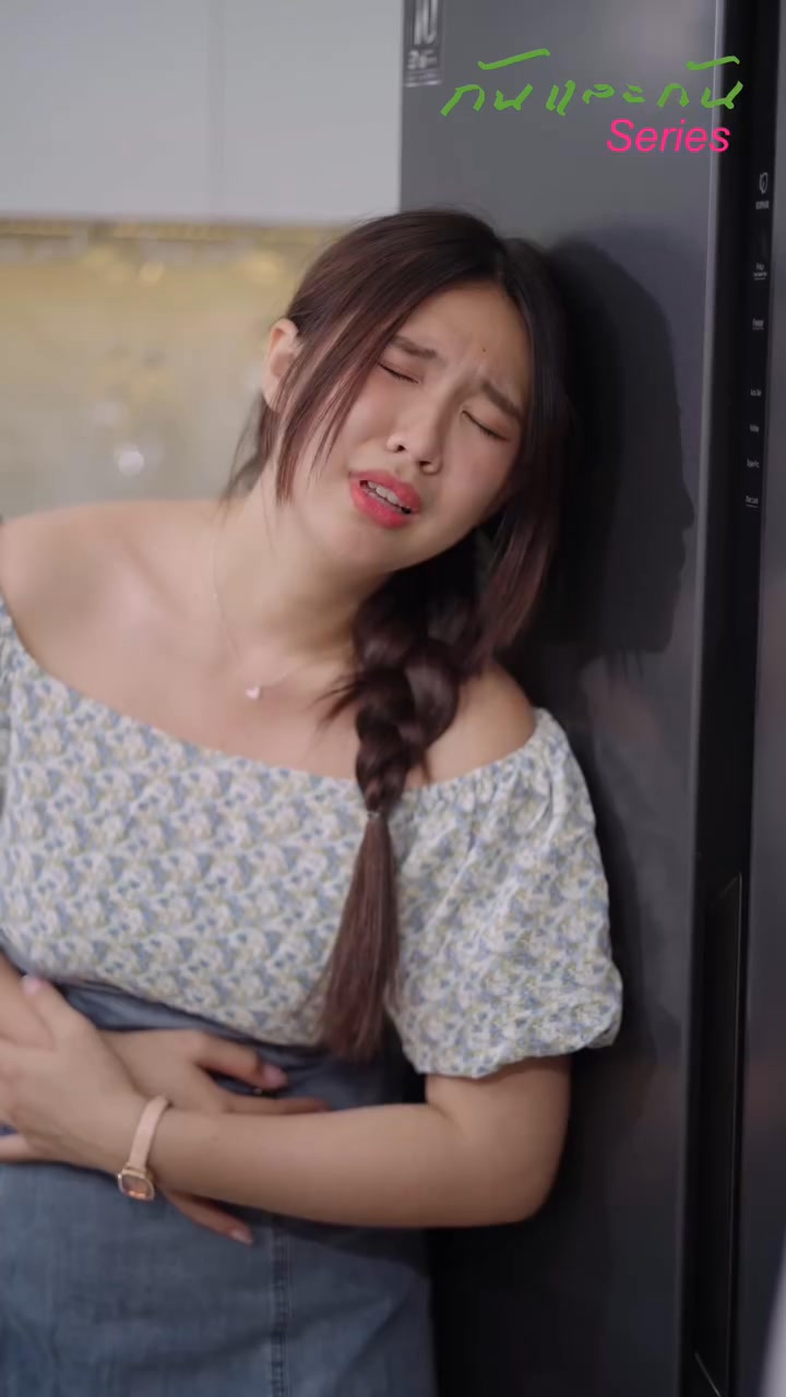 [หนังเต็มเรื่อง] 025H0825 C เศรษฐีสอนบทเรียนให้กับสาวโลภมากคนนี้ จนเธอต้องเริ่มคิดใหม่