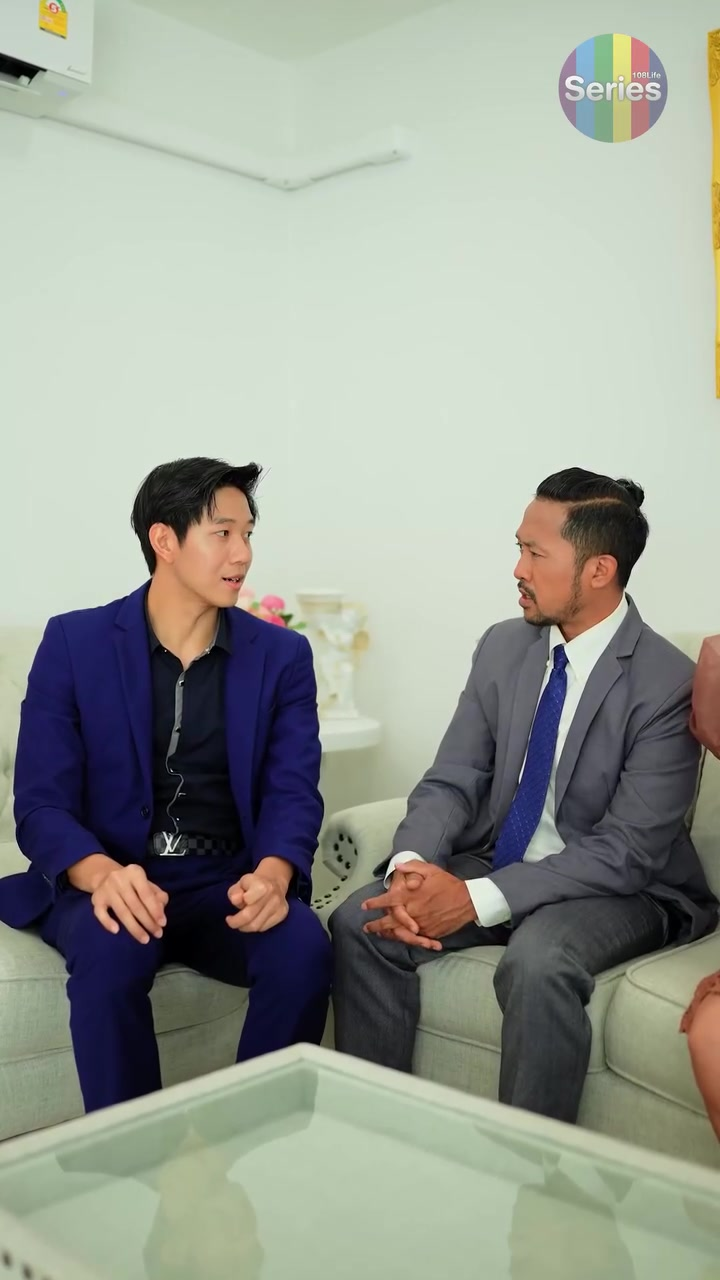 [หนังเต็มเรื่อง] 123H0825 E เศรษฐีพบรักกับคนเก็บขยะ ฐานะต่างกันขนาดนี้ คงมีแค่ในละครคุณธรรมเท่านั้นแหละ