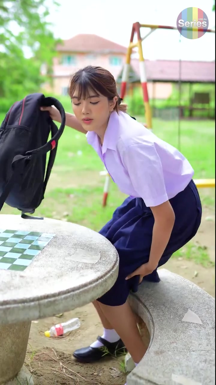 [หนังเต็มเรื่อง] 128H0825 E แม่จอดรถตรงนี้ หนูขอไปแก้เผ็ดคนทีฉกแฟนหนูไป