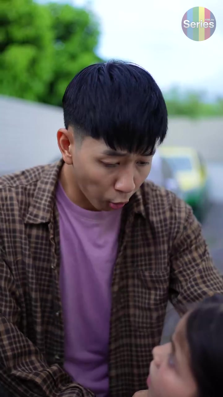 [หนังเต็มเรื่อง] 130H0825 E ใช้ชีวิตยากจนมา 8 ปี รู้อีกทีว่ามีฝาแฝด แถมยังเป็นลูกเศรษฐีหมื่นล้าน