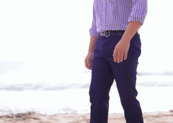 [หนังเต็มเรื่อง] 146H0825 E ท่านประธานยอมลงหลุม เพื่อสุ่มหาคนดีศรีบริษัท