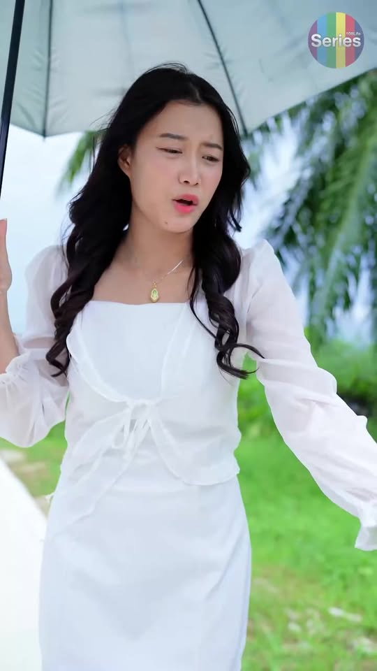 [หนังเต็มเรื่อง] 152H0825 E ทำไมคุณนายถึงอยากได้เธอมาเป็นสะใภ้ ทั้งที่ฐานะต่างกันขนาดนี้ หรือว่ามีอะไรแอบแฝง