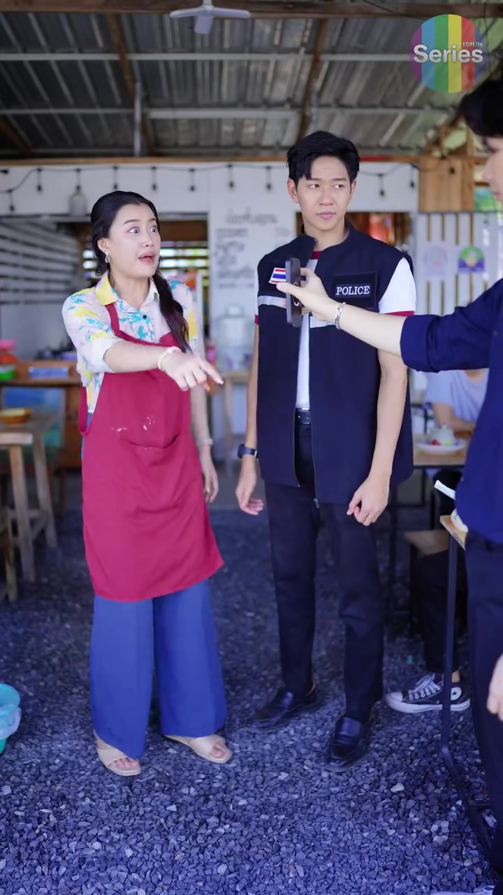 [หนังเต็มเรื่อง] 154H0825 E ทำไมตำรวจถึงเทก๋วยเตี๋ยวคนทั้งร้านทิ้ง หรือมีบางสิ่งอยู่ในน้ำซุปทุกชาม