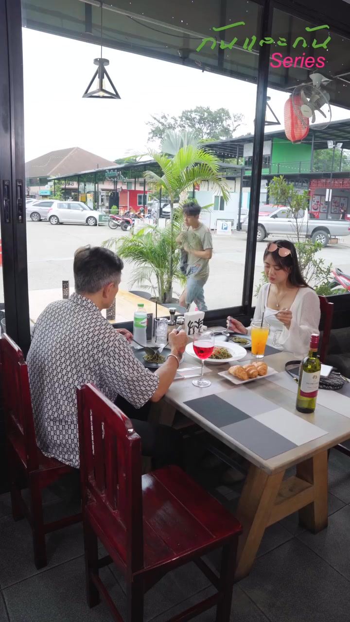 [หนังเต็มเรื่อง] 189H0815 C นั่นแฟนเหรอนึกว่าพ่อ ทิ้งเศรษฐีเพื่อไปคบคนขอทาน