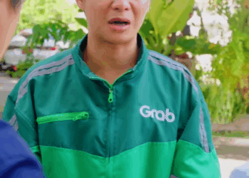 [หนังเต็มเรื่อง] 256H0815 C ลูกค้าปิ๊งหนุ่มส่งพิซซ่า จากนั้นเขาสองคนก็ได้ทำสิ่งนี้ พลิกตอนจบ