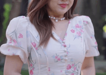 [หนังเต็มเรื่อง] 251H0815 C ลูกเศรษฐีตกหลุมรักสาวจรจัด หญิงผู้นี้มีอะไรดีทำไมเศรษฐีถึงชอบเธอ เป็นอีกเรื่องที่แอดชอบมาก