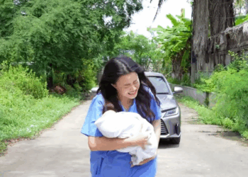 [หนังเต็มเรื่อง] 177H0825 E ย้อมสีไก่บ้านเป็นไก่ดำ ทำของไหว้สะเดาะเคราะห์ แต่โชคไม่ดีครั้งนี้ตำรวจมาตรวจแผง