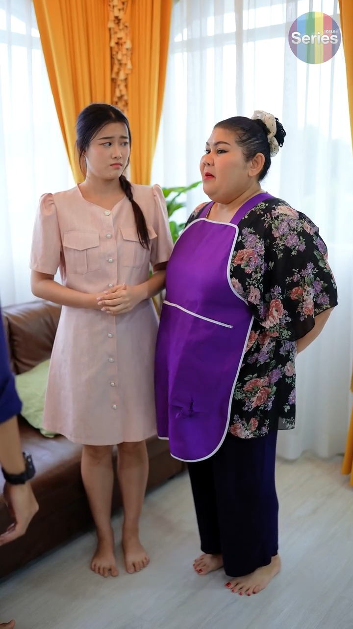 [หนังเต็มเรื่อง] 184H0825 E รู้แล้วทำไมผู้หญิงคนนี้ถึงไม่มีสามีสักที เพราะแม่ชอบเผือกทุกทีที่มีความรัก จบ