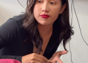 [หนังเต็มเรื่อง] 242H0825 G จ้างแม่บ้าน มานอนกับแฟนตัวเอง