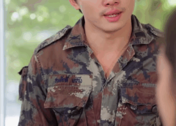 [หนังเต็มเรื่อง] 229H0815 C พ่อไปทหารกลับมาถึงกับช็อค เมื่อได้เห็นลูกเซอร์ไฟรส์พ่อด้วยสองสิ่งนี้