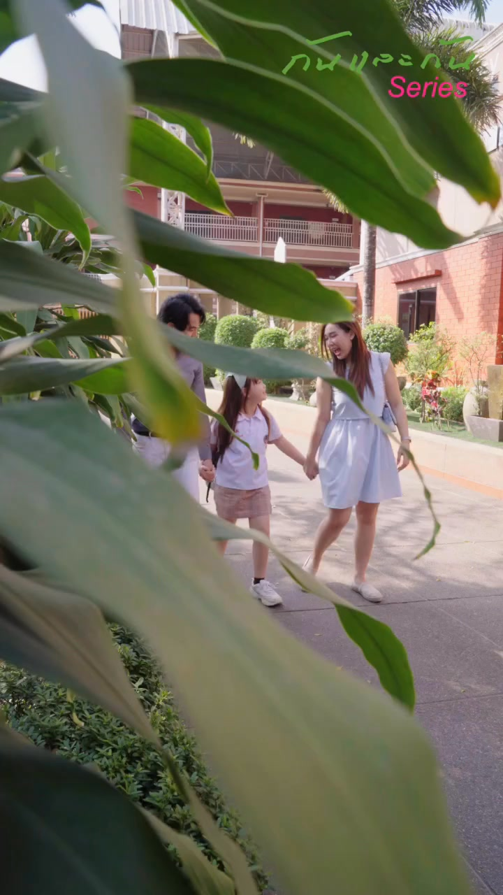 [หนังเต็มเรื่อง] 228H0815 C พ่อแม่ช็อค เจอเด็กหน้าคล้ายลูกตัวเองเป๊ะๆ