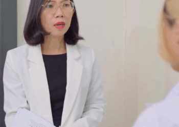 [หนังเต็มเรื่อง] 223H0815 C พวกเขากำลังลอกข้อสอบ แต่โชคร้ายที่