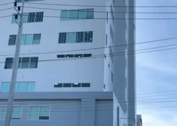 [หนังเต็มเรื่อง] 372H0825 H ผมโดนดูถูก เพราะเงินเดือนน้อยกว่าเมียหนังใหม่ หนังสั้น ต้องมนต์ฟิล์ม