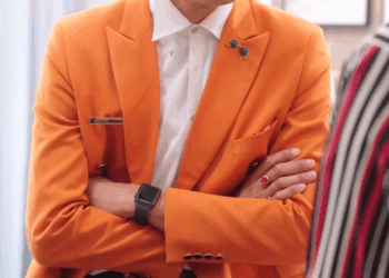 [หนังเต็มเรื่อง] 076H0825 C พนักงานคนนี้คือใคร โดนไล่ออกแล้ว ผู้จัดการต้องไปตามตัวขอร้องถึงบ้าน