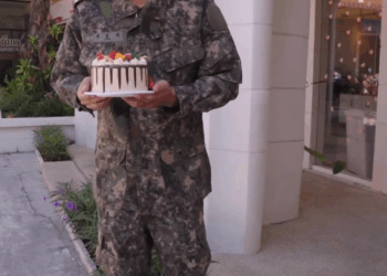 [หนังเต็มเรื่อง] 207H0815 C ผู้กองกะเซอร์ไพรส์แฟน แต่โดนเซอร์ไพรส์ก่อน งานนี้โดนผู้กองจัดหนัก