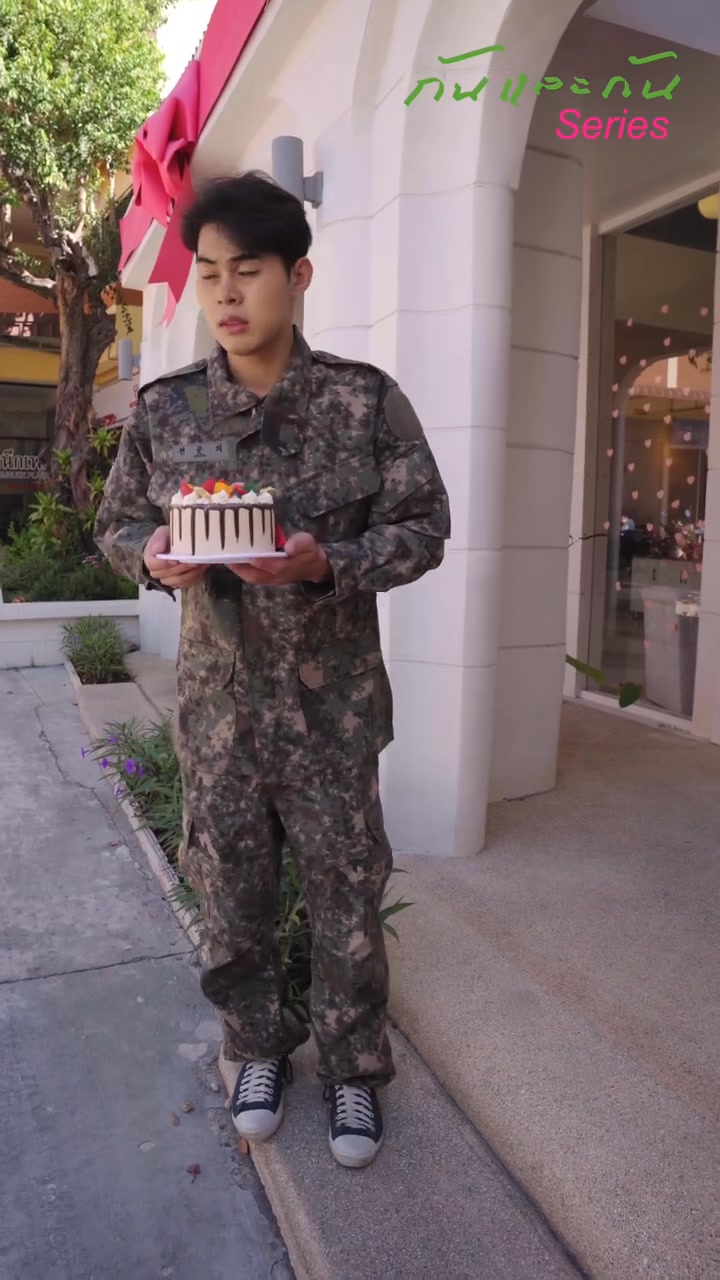 [หนังเต็มเรื่อง] 207H0815 C ผู้กองกะเซอร์ไพรส์แฟน แต่โดนเซอร์ไพรส์ก่อน งานนี้โดนผู้กองจัดหนัก