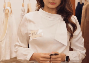 [หนังเต็มเรื่อง] 088H0825 C ลูกค้ามาขอคืนของ เพราะของมีตำหนิ แต่ผู้จัดการทำแบบนี้ใส่ ใครเคยเจอแบบนี้บ้าง