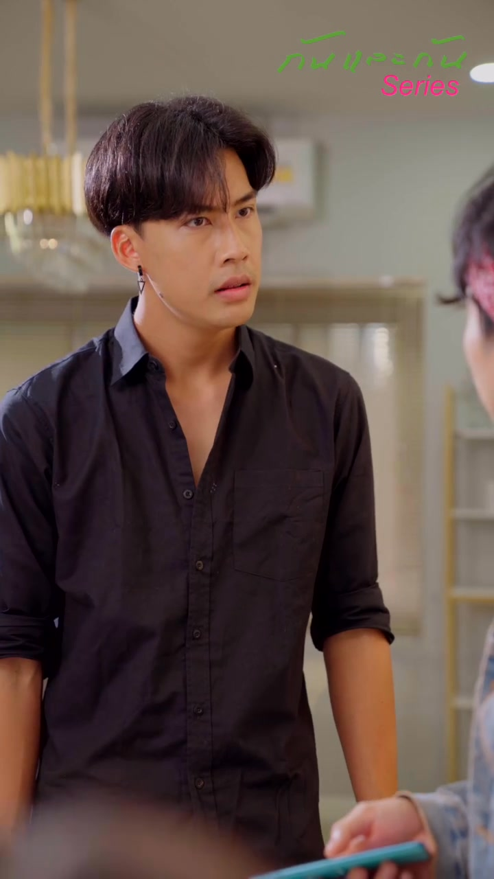 [หนังเต็มเรื่อง] 093H0825 C สังเกตให้ดี โจรคนนี้เป็นอะไรกับผู้หญิง ทำไมเขาถึงอยากช่วยเหลือชีวิตของผู้หญิงคนนี้