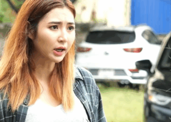 [หนังเต็มเรื่อง] 010H0926 B เป็นแค่คนกวาดขยะ จะแต่งหน้าสวยไปทำไม