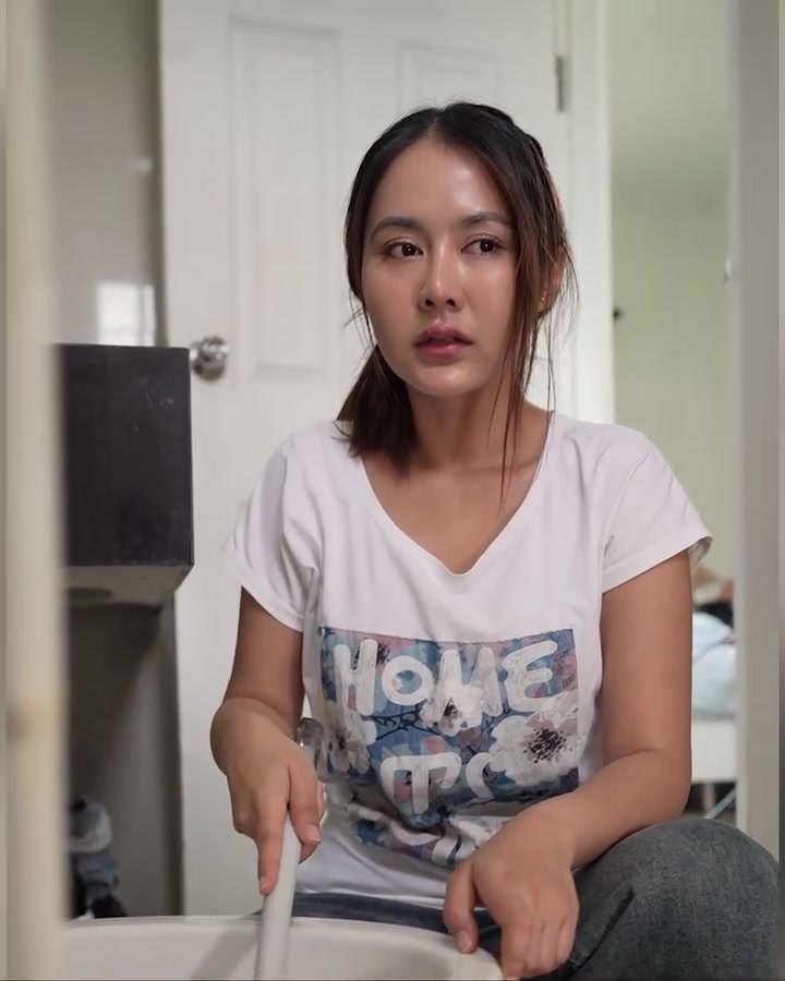 [หนังเต็มเรื่อง] 698H0926 X ผู้หญิงมือสองแล้วรับไม่ได้ ละครสั้น สะท้อนสังคม