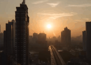 [หนังเต็มเรื่อง] 093H0926 C เขาเก็บทองคำได้ กำลังจะเอาข่าวดีไปบอกเมีย แต่กลับเจอเมียอยู่กับชู้