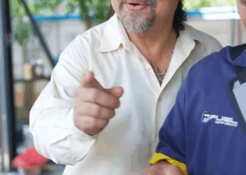 [หนังเต็มเรื่อง] 570H0926 V อู่เห็นแก่เงินแบบนี้ใครจะกล้าเข้า