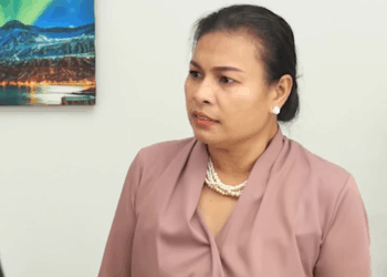 [หนังเต็มเรื่อง] 004H0926 B เช่ารถมือสอง ลองใจแม่ยาย