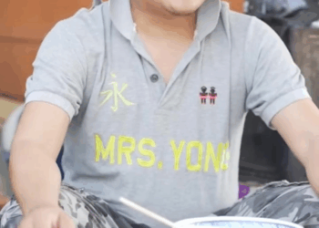 [หนังเต็มเรื่อง] 560H0926 V ผัวเป็นกรรมกรหาเงินให้เมียไปเล่นไพ่