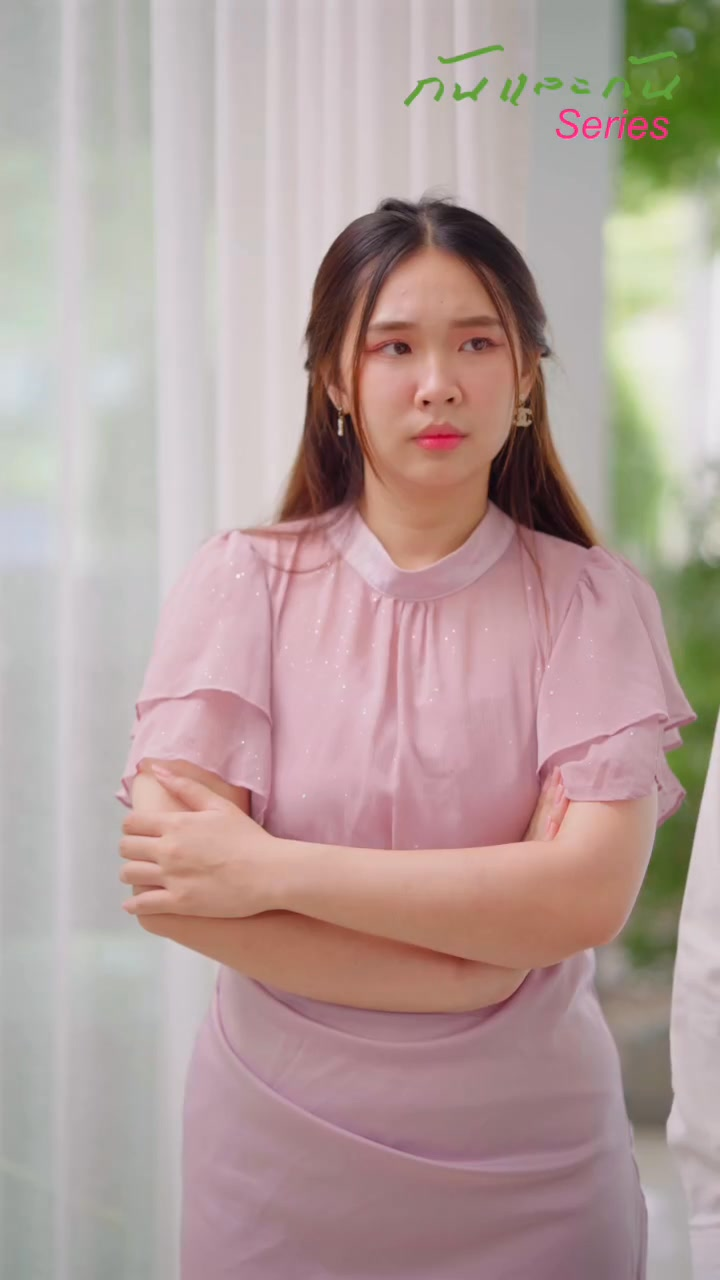 [หนังเต็มเรื่อง] 130H0926 C เป็นแค่แม่บ้าน แต่อยากผันตัวมาเป็นเมียเจ้านาย