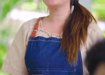 [หนังเต็มเรื่อง] 136H0926 C เพื่อนเคยช่วยเหลือครั้งเดียว แต่ทวงบุญคุณไปตลอดชีวิต เพื่อนแบบนี้เขาเรียกอะไรนะ