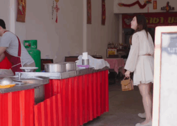 [หนังเต็มเรื่อง] 137H0926 C เพื่อนไม่ได้อยู่ข้างตอนที่สำเร็จที่สุด แต่อยู่ข้างและไม่ทิ้งกัน ในวันที่แย่ที่สุด