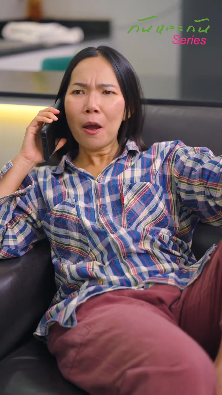 [หนังเต็มเรื่อง] 157H0926 C เศรษฐีใจดีรับป้าเข้าไปทำงานที่บ้าน แต่ป้ากลับทำสิ่งนี้ที่บ้านเศรษฐี