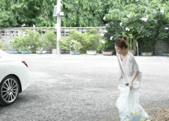 [หนังเต็มเรื่อง] 478H0926 T รถสวยขอเซลฟี่หน่อยนะ