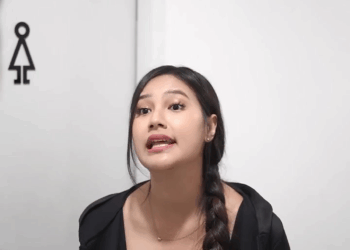 [หนังเต็มเรื่อง] 456H0926 T ทำไมแต่งชุดออกกำลังกายมาทำงาน