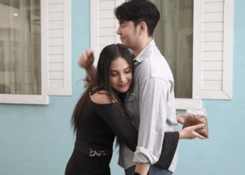 [หนังเต็มเรื่อง] 427H0926 T ใครกันแน่ที่นอกใจ