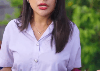 [หนังเต็มเรื่อง] 198H0926 C แอบโกหกแม่ว่าไปเรียน แต่จริงๆแอบโดดเรียนไปเที่ยวกับเพื่อน ตอนจบทุกอย่างต้องสายไป