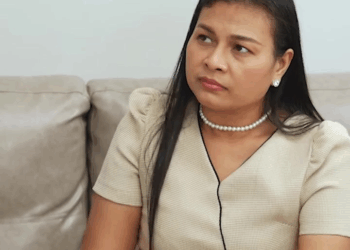 [หนังเต็มเรื่อง] 025H0926 B เอาสะใภ้พันล้าน ปลอมเป็นแม่บ้านลองใจแม่ผัว