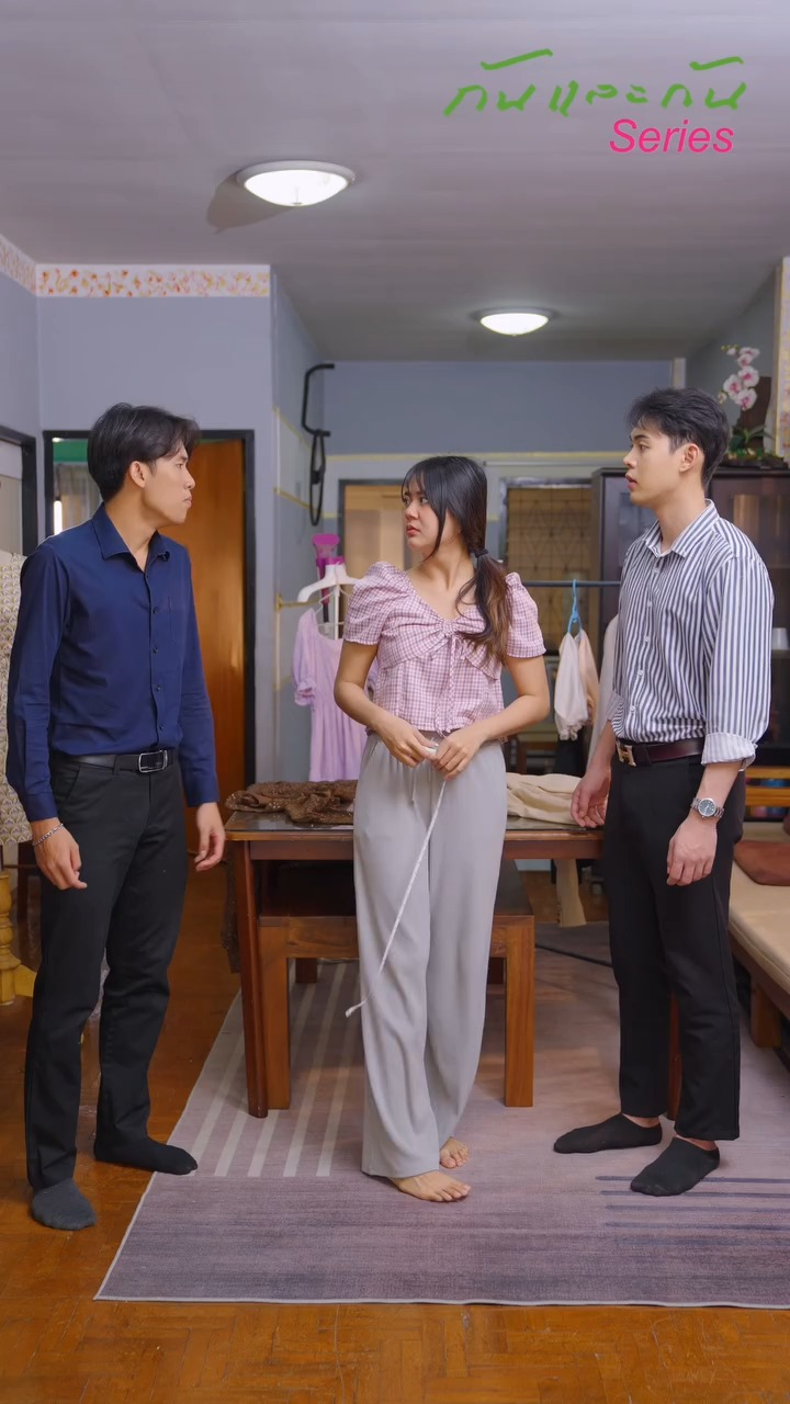 [หนังเต็มเรื่อง] 217H0926 C ผัวดูถูกอาชีพเมียว่าเป็นช่างบ้านนอกไม่มีอนาคต แต่เธอก็ไม่ยอมไม่ทิ้งฝันของเธอ