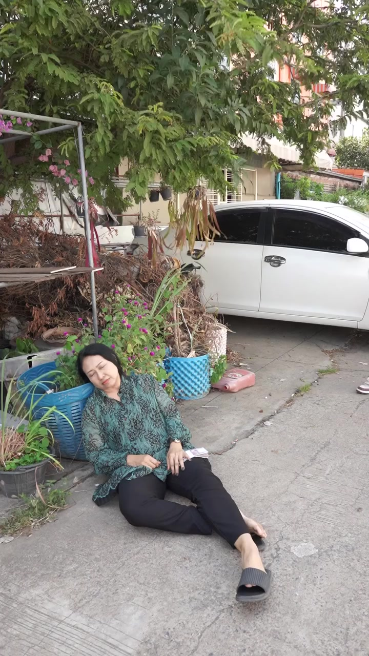 [หนังเต็มเรื่อง] 422H0926 T แม่ท่านประธานมาเอง