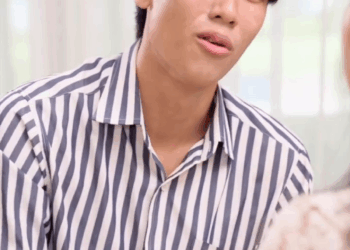 [หนังเต็มเรื่อง] 220H0926 C ผู้ชายเห็นแก่ตัว ทำอะไรคิดถึงแต่ความรู้สึกตัวเอง คนแบบนี้สักวันจะไม่เหลือใคร