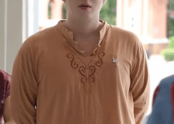 [หนังเต็มเรื่อง] 418H0926 T แต่งตัวไม่เรียบร้อยห้ามเข้างาน