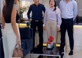 [หนังเต็มเรื่อง] 225H0926 C พนักงาน2คนนี้เอาบัตรATMลูกค้าไปทำอะไร ภัยเงียบที่คาดไม่ถึง