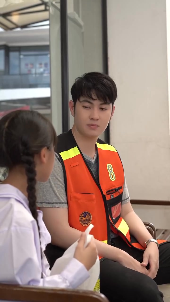 [หนังเต็มเรื่อง] 411H0926 T เมื่อคนขับวินต้องกลายมาเป็นคุณพ่อลูกติด