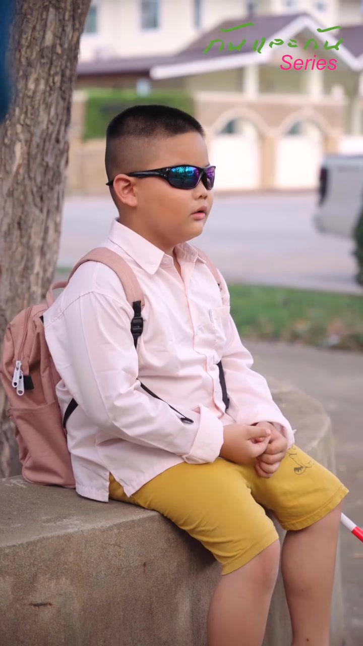 [หนังเต็มเรื่อง] 283H0926 C สาวสวยแย่งไอติมสามีคนอื่นกลางสาธารณะ