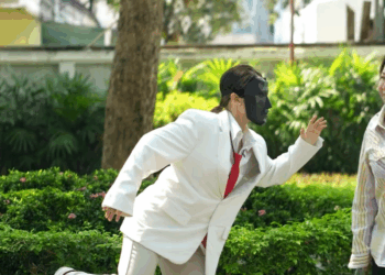 [หนังเต็มเรื่อง] 384H0926 G ลงทุนมาก ใส่หน้ากากมาเอาคือแม่บ้านตกอับ