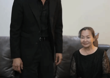 [หนังเต็มเรื่อง] 379H0926 G มีแม่ที่ตาบอด แต่กลับไม่ดูแลท่านให้ดี