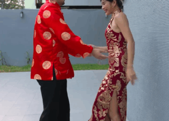 [หนังเต็มเรื่อง] 330H0926 G ไปเป็นแม่บ้านคนที่ 13 ให้กับหนุ่มเศรษฐีตาบอด จะรอดมั้ยเนี่ย