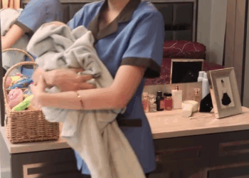 [หนังเต็มเรื่อง] 369H0926 G ปีนเข้าหน้าต่างบ้าน เผื่อต้องการแค่ของในมือ