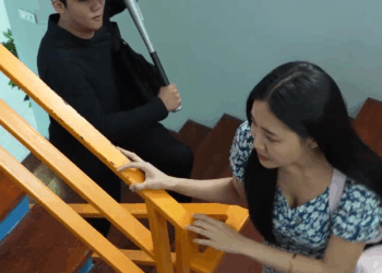 [หนังเต็มเรื่อง] 346H0926 G ดวงกุดมาเจอโจsขึ้นบ้าน เลยต้องทําเป็นว่าตามองไม่เห็น