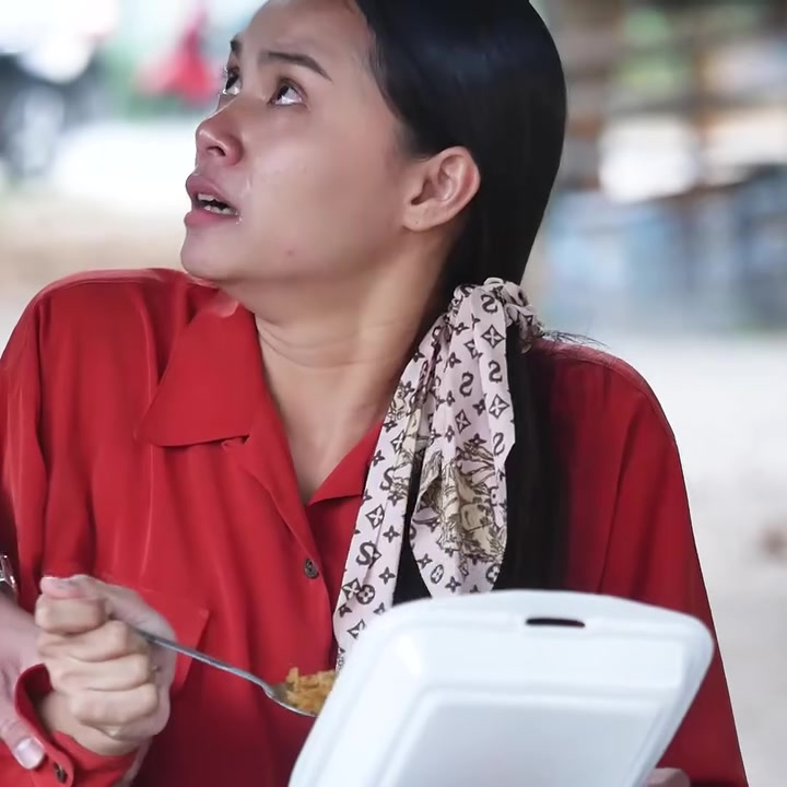 [หนังเต็มเรื่อง] 009H0926 B เธอยอมทำสิ่งนี้ เพื่อเศษข้าวไปเลี้ยงแม่ตาบอด